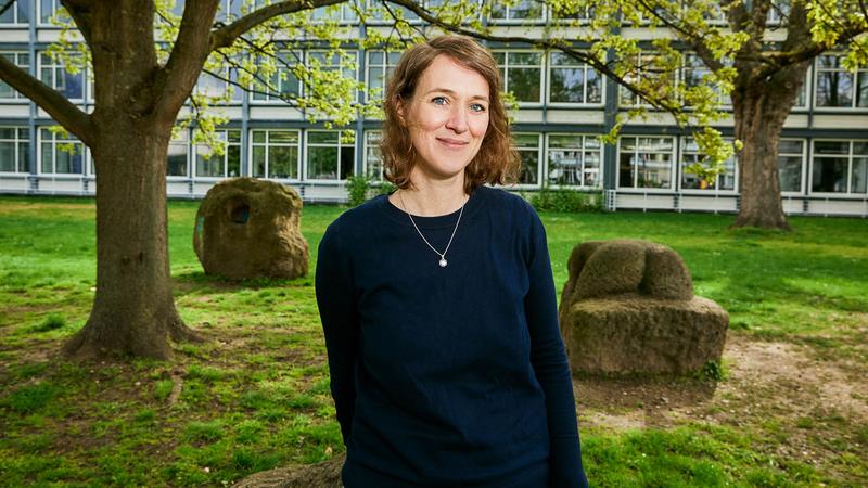 Erforscht die Welt ohne hörbare Töne: Prof. Dr. Karolin Schäfer  © Teresa Rothwangl